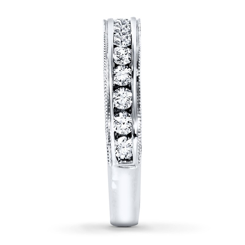 Main Image 3 of Previously Owned Diamond Ring 5/8 ct tw Round-cut 14K White Gold