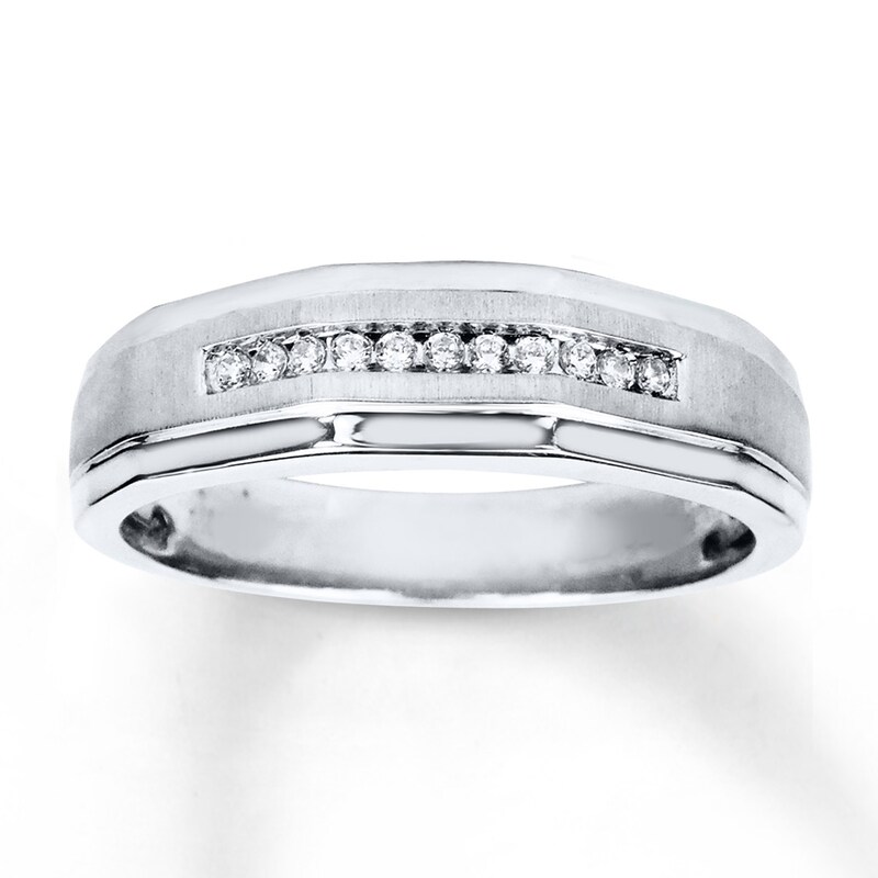 Main Image 1 of Previously Owned Men's Diamond Wedding Band 1/10 ct tw Round-cut 10K White Gold