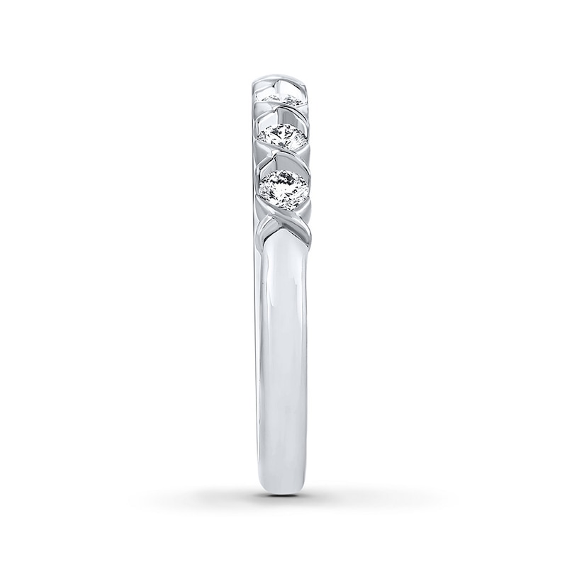 Main Image 3 of Previously Owned THE LEO Diamond Band 1/3 ct tw Round-cut 14K White Gold - Size 4