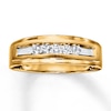 Thumbnail Image 1 of Previously Owned Men's Diamond Wedding Band 1/4 ct tw Round-cut 10K Yellow Gold