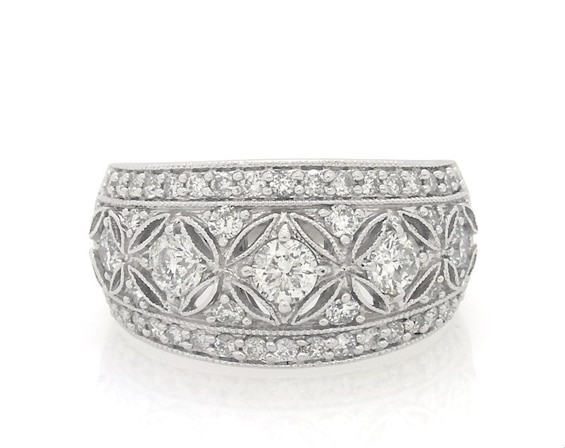 Previously Owned Diamond Anniversary Ring 1-1/4 ct tw 14K White Gold