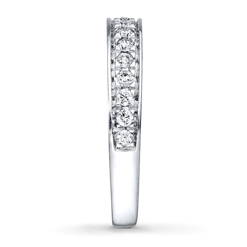 Main Image 3 of Previously Owned Diamond Wedding Ring 3/8 ct tw Round-cut 14K White Gold - Size 9.5