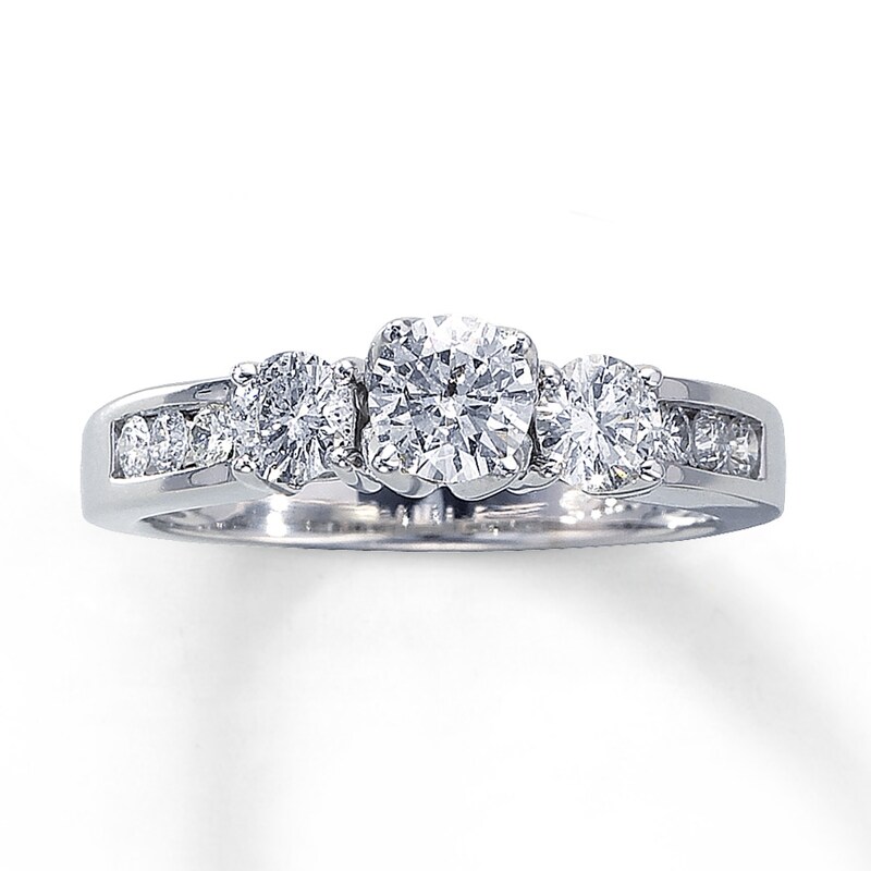 Main Image 1 of Previously Owned Diamond Engagement Ring 1 ct tw Round-cut 14K White Gold - Size 4