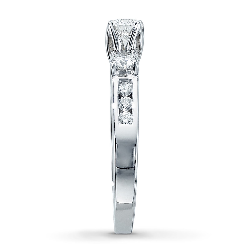 Main Image 3 of Previously Owned Diamond Engagement Ring 1 ct tw Round-cut 14K White Gold - Size 4