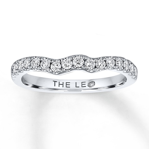 Previously Owned Leo Diamond Wedding Band 3/8 ct tw Round-cut Diamonds 14K White Gold