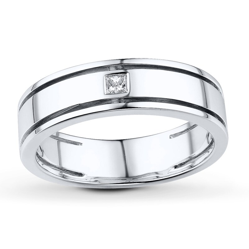 Main Image 1 of Previously Owned Men's Band 1/15 ct tw Square-cut Diamond 10K White Gold - Size 7