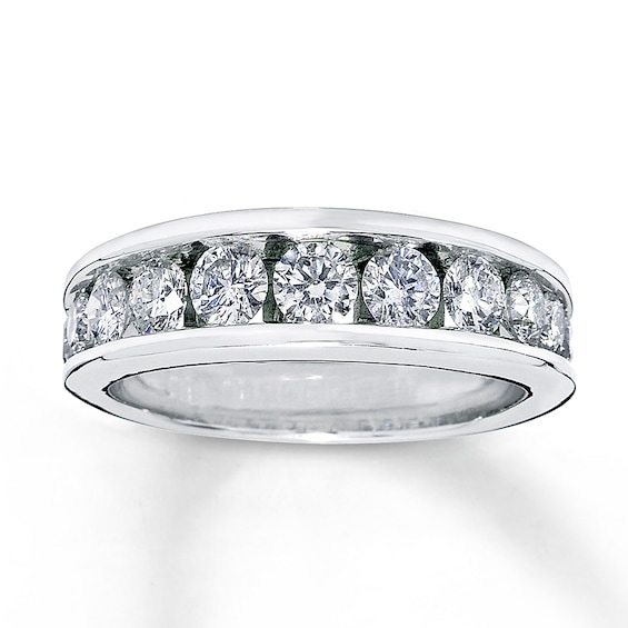 Previously Owned Diamond Wedding Band 1-1/5 ct tw Round-cut 14K White Gold Size 4