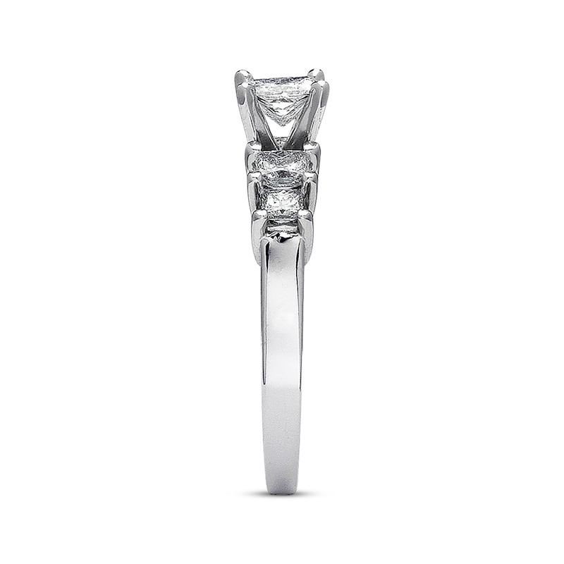 Previously Owned THE LEO Diamond Engagement Ring 1-1/6 ct tw Princess-cut 14K White Gold
