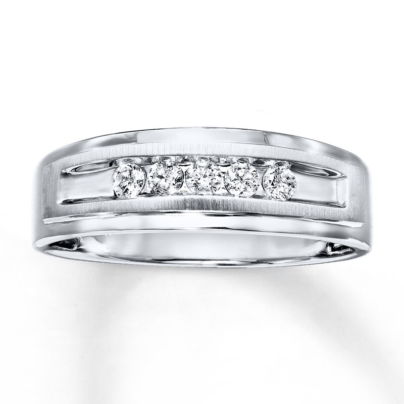 Main Image 1 of Previously Owned Men's Diamond Band 1/4 ct tw Round-cut 10K White Gold - Size 6