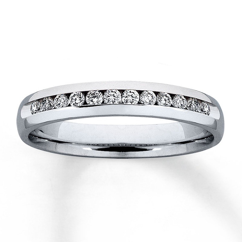 Main Image 1 of Previously Owned Diamond Anniversary Ring 1/4 ct tw Round-cut 14K White Gold Size 4