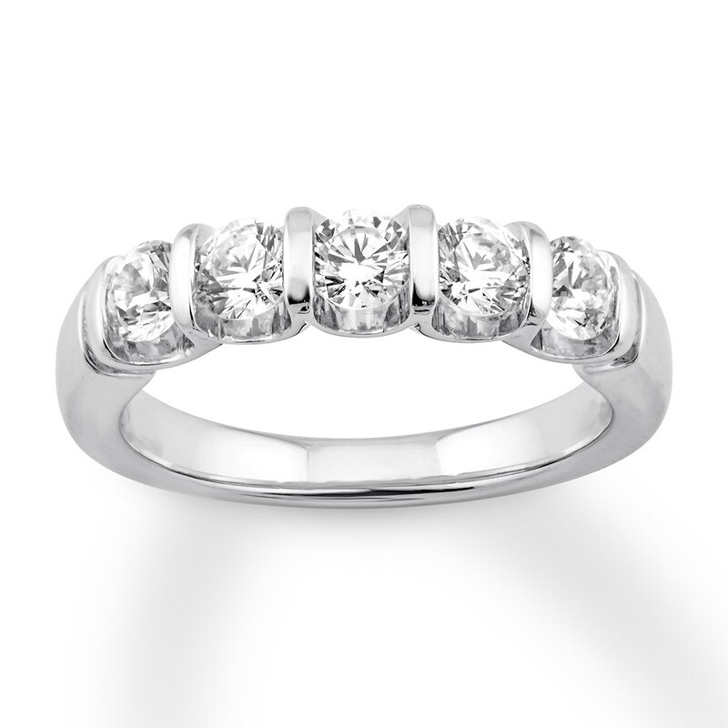 Previously Owned Diamond Anniversary Ring 1 ct tw Round 14K White Gold - Size 10