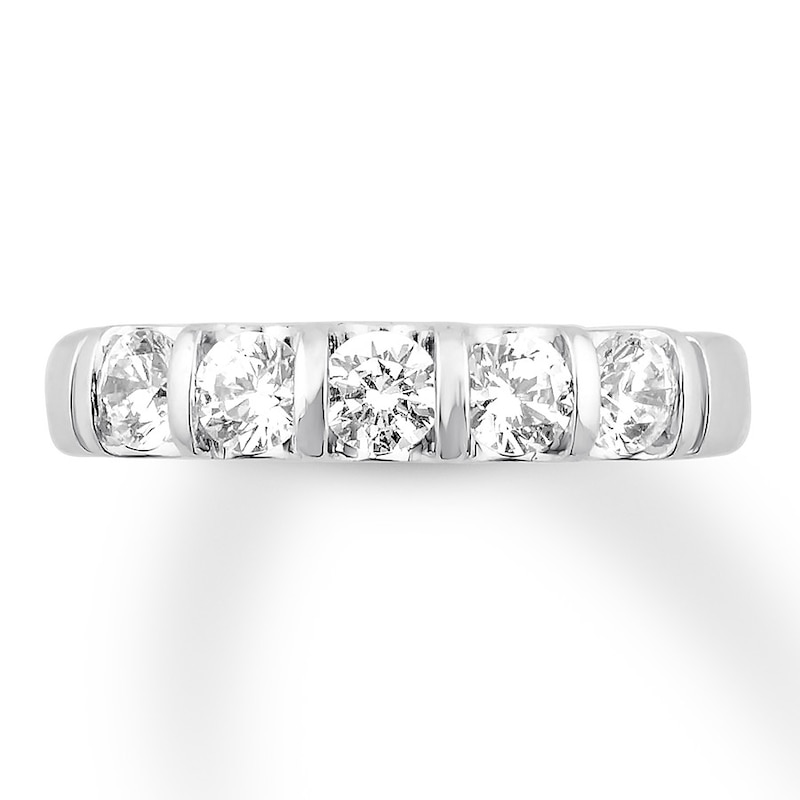 Previously Owned Diamond Anniversary Ring 1 ct tw Round 14K White Gold - Size 10