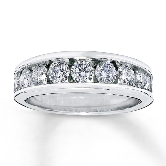 Previously Owned Diamond Wedding Band 1-1/5 ct tw Round-cut 14K White Gold Size