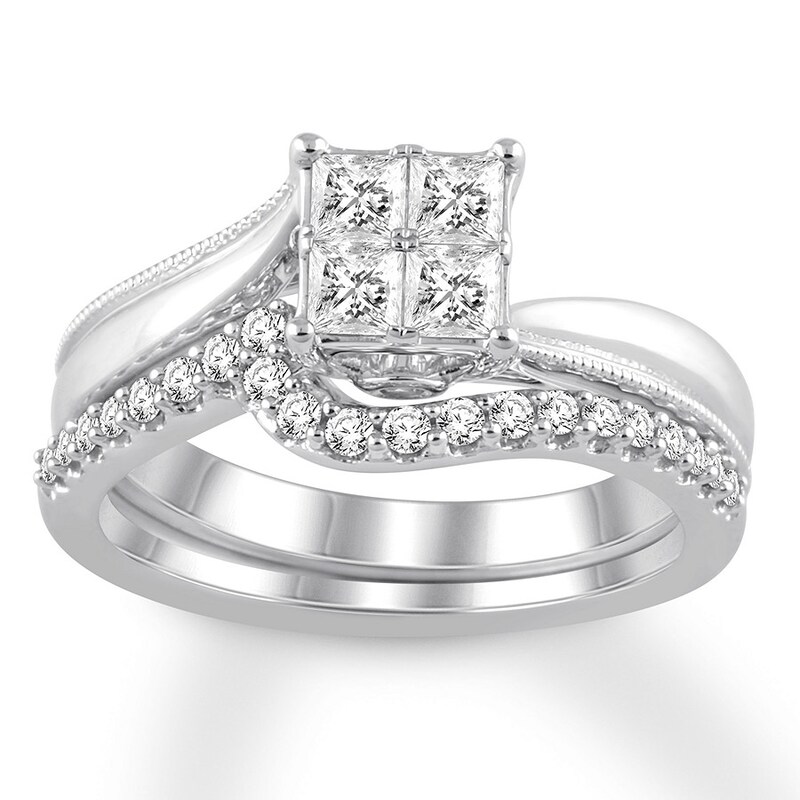 Main Image 1 of Previously Owned Diamond Bridal Set 5/8 ct tw Princess & Round-cut 14K White Gold - Size 8