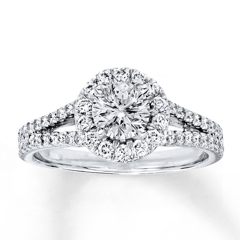 Main Image 1 of Previously Owned Diamond Engagement Ring 7/8 ct tw Round-cut 18K White Gold