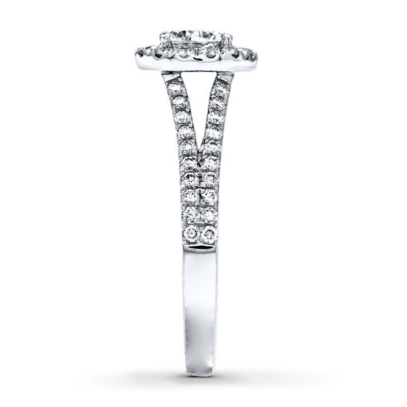 Main Image 3 of Previously Owned Diamond Engagement Ring 7/8 ct tw Round-cut 18K White Gold