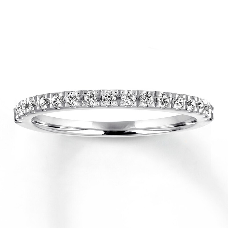 Main Image 1 of Previously Owned Diamond Wedding Band 1/4 ct tw Round-cut 14K White Gold