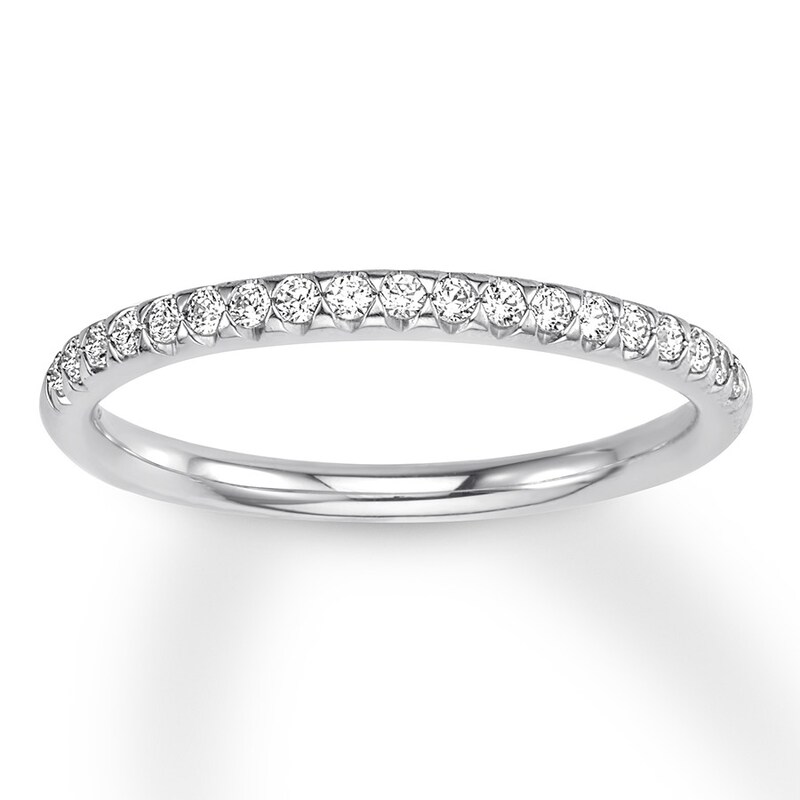 Main Image 1 of Previously Owned Diamond Wedding Band 1/5 ct tw Round-cut 14K White Gold - Size 10