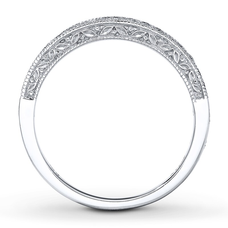 Previously Owned Diamond Wedding Band 1/5 ct tw Round-cut 14K White Gold - Size 7.5