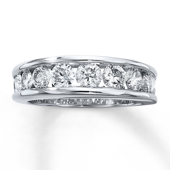 Previously Owned Diamond Wedding Band 1-1/2 ct tw Round-cut 14K White Gold Size 4