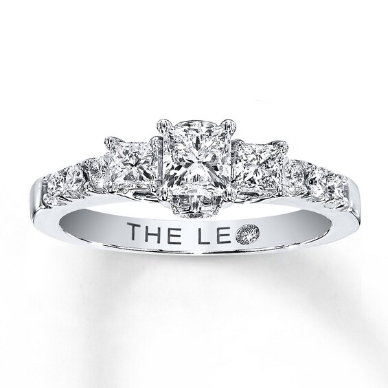 Previously Owned THE LEO Engagement Ring 7/8 ct tw Princess & Round-cut Diamonds 14K White Gold Size 4.5