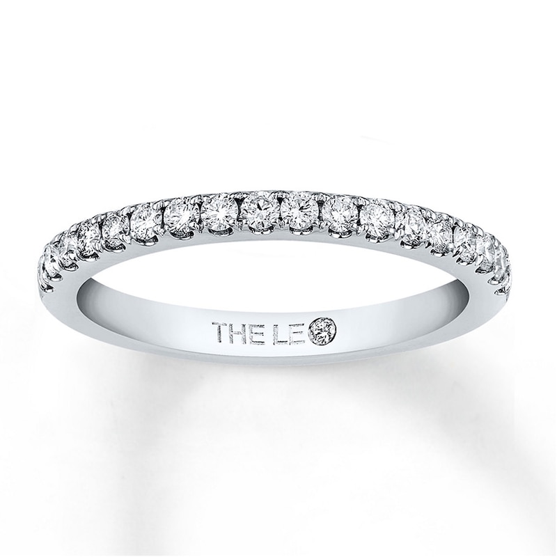 Main Image 1 of Previously Owned THE LEO Diamond Wedding Band 1/3 ct tw Round-cut Diamonds 14K White Gold
