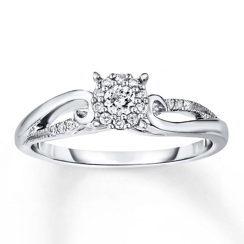 Main Image 1 of Previously Owned Diamond Engagement Ring 1/6 ct tw Round-cut 10K White Gold - Size 8.5