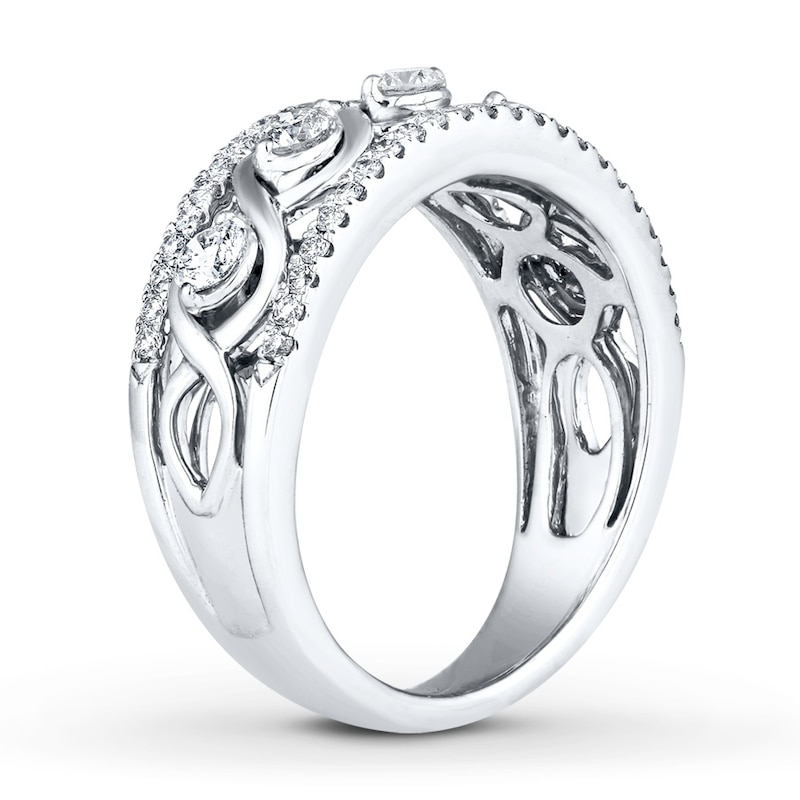 Main Image 2 of Previously Owned Diamond Ring 3/4 ct tw Round-cut 14K White Gold Size 10.25