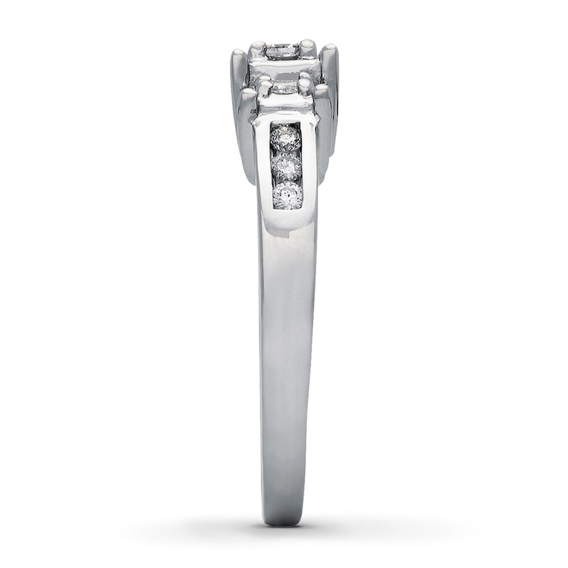 Main Image 3 of Previously Owned Diamond Ring 1/4 ct tw Princess & Round-cut 14K White Gold - Size 10.5