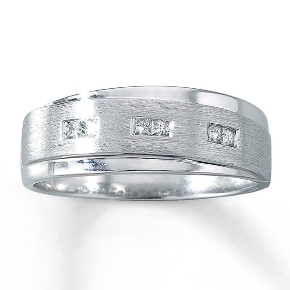 Previously Owned Men's Diamond Wedding Band 1/6 ct tw 10K White Gold Size 7.25