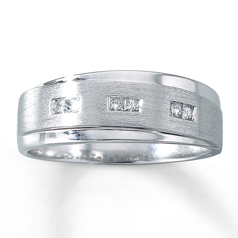 Main Image 1 of Previously Owned Men's Diamond Wedding Band 1/6 ct tw 10K White Gold Size 7.25