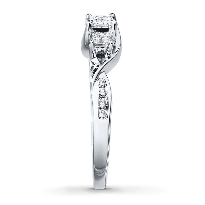 Main Image 3 of Previously Owned 3-Stone Diamond Ring 1/2 ct tw Princess & Round-cut 10K White Gold - Size 9
