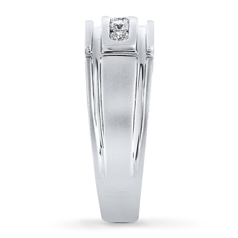 Main Image 3 of Previously Owned Men's THE LEO Wedding Band 3/8 ct tw Round-cut 14K White Gold - Size 12.25