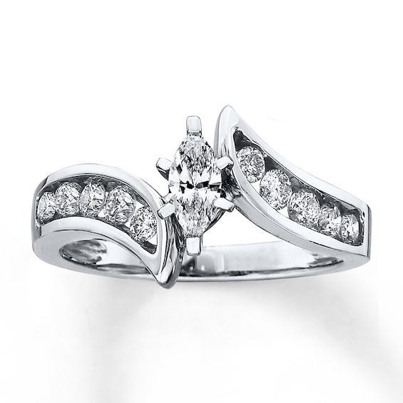 Previously Owned Diamond Engagement Ring 3/4 ct tw Marquise & Round-cut 14K White Gold Size 11.5