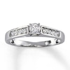Previously Owned Engagement Ring 1/3 ct tw Round-cut Diamonds 14K White Gold