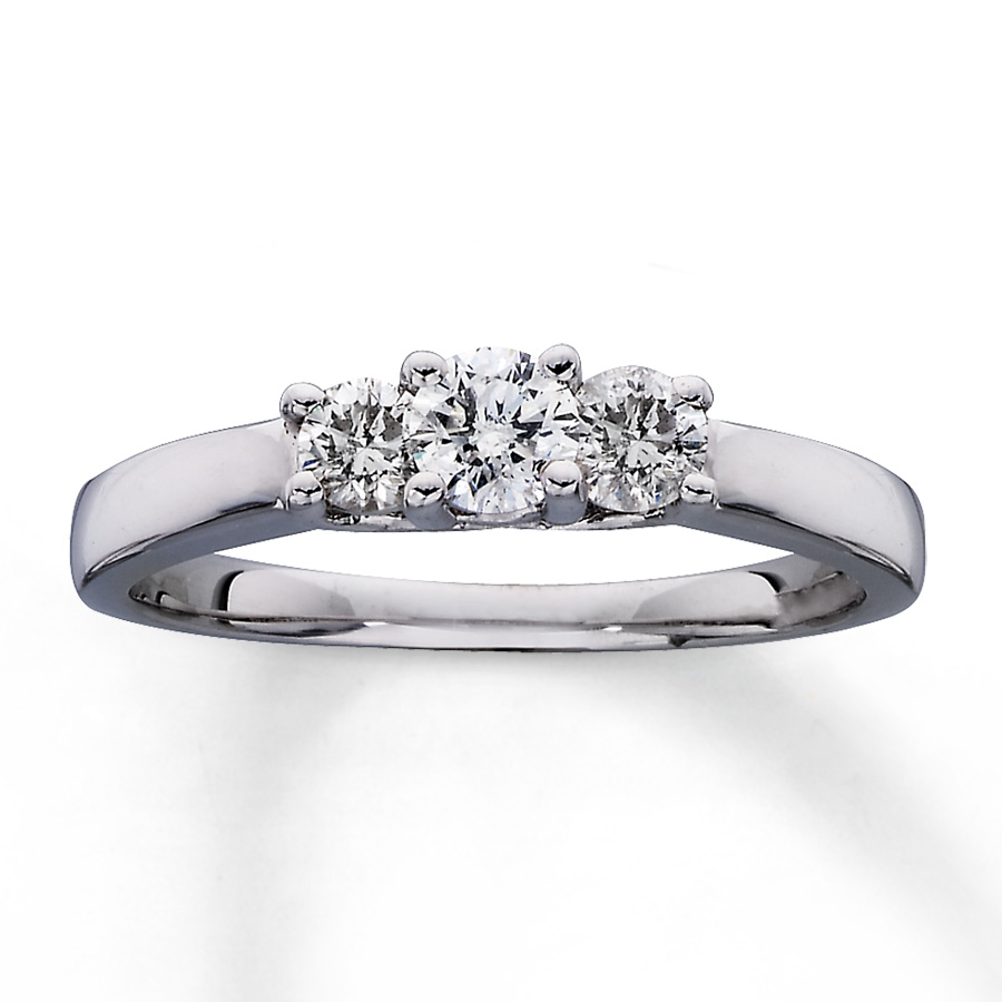 Main Image 1 of Previously Owned Three-Stone Engagement Ring 1/2 ct tw Round-cut Diamonds 14K White Gold - Size 10.25