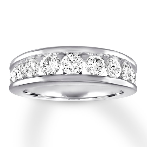 Previously Owned Diamond Wedding Band 1-1/2 ct tw Round-cut 14K White Gold