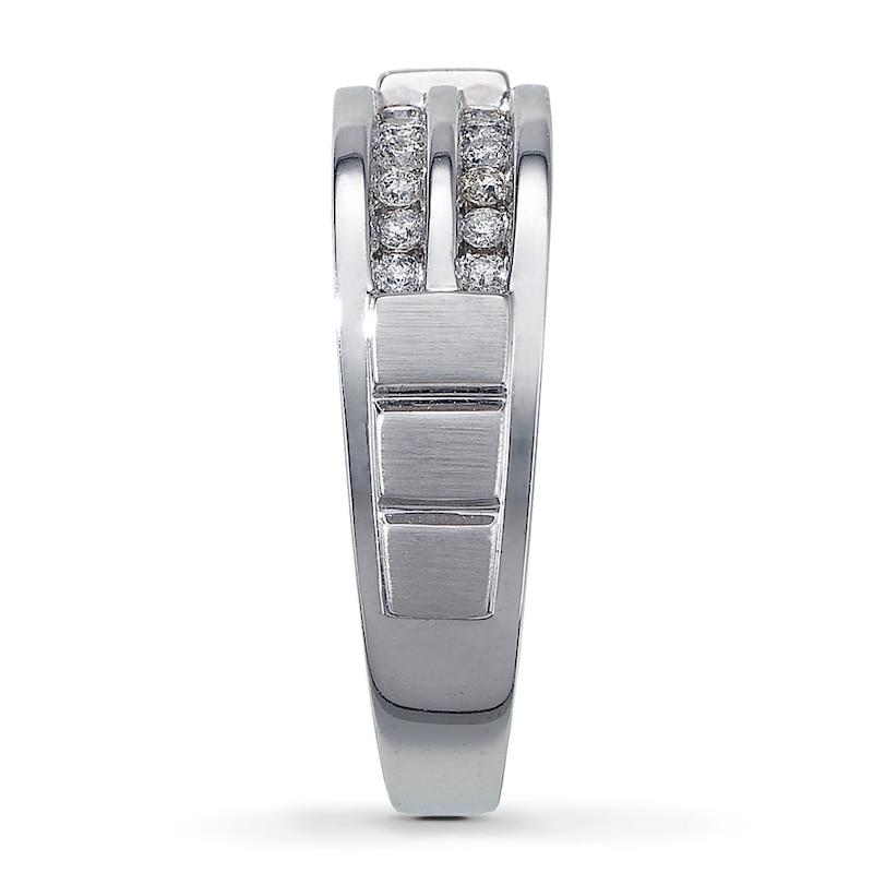 Main Image 3 of Previously Owned Men's Wedding Band 1/4 ct tw Round-cut Diamonds 10K White Gold - Size 7.5