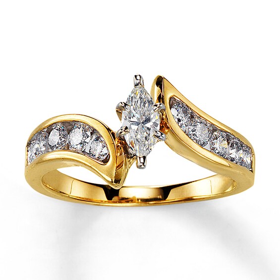 Previously Owned Diamond Engagement Ring 3/4 ct tw Marquise & Round-cut 14K Yellow Gold Size 4