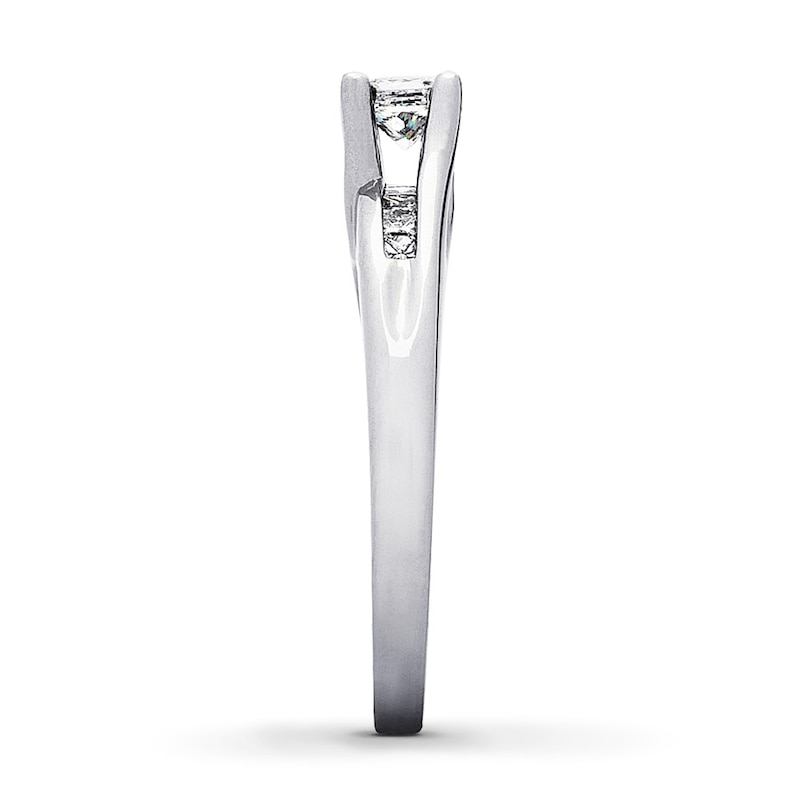 Main Image 3 of Previously Owned Diamond Engagement Ring 1/2 ct tw Princess-cut 14K White Gold Size 3.75