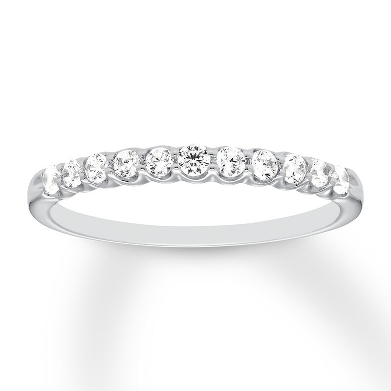Main Image 1 of Previously Owned Diamond Anniversary Band 1/4 ct tw Round-cut 14K White Gold - Size 9.25