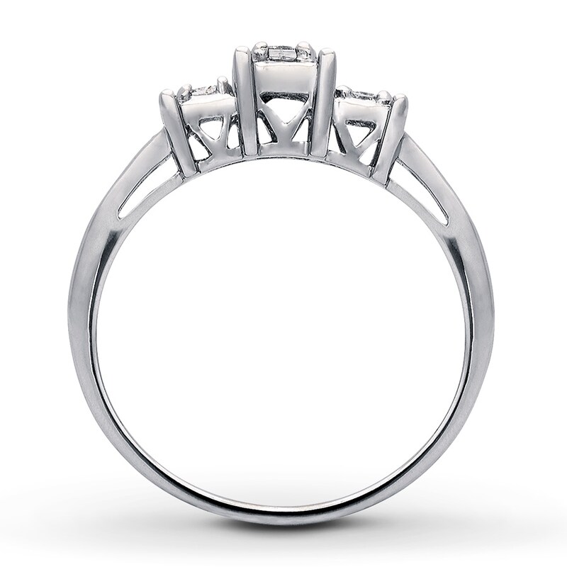 Main Image 2 of Previously Owned Diamond Ring 1/4 ct tw Princess & Round-cut 14K White Gold - Size 9.5