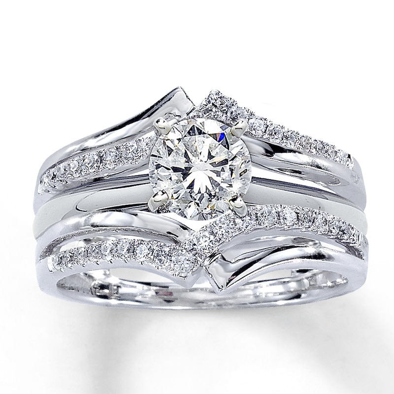 Main Image 3 of Previously Owned Diamond Wedding Band 1/4 ct tw Princess-cut 14K White Gold - Size 4.75