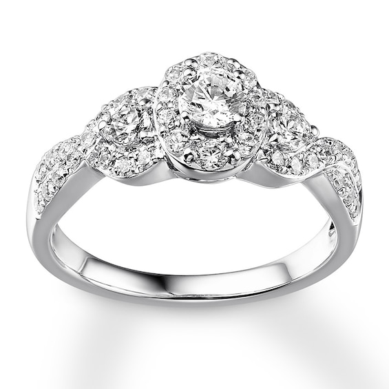 Previously Owned Diamond Engagement Ring 7/8 ct tw Round-cut 14K White Gold
