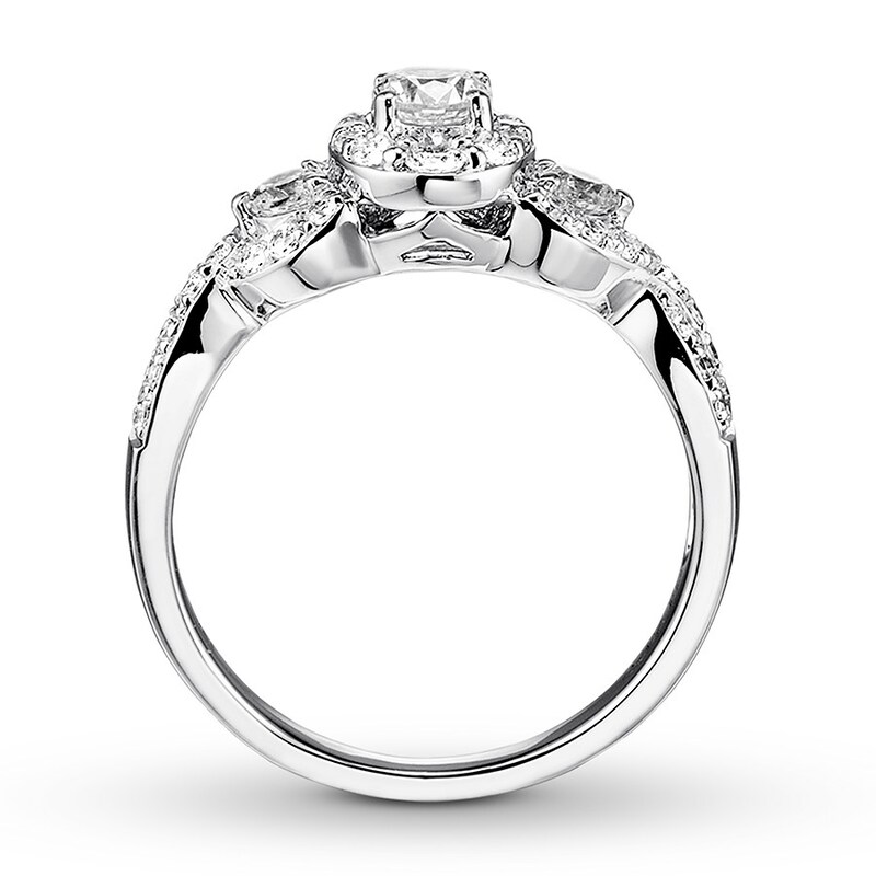 Main Image 2 of Previously Owned Diamond Engagement Ring 7/8 ct tw Round-cut 14K White Gold