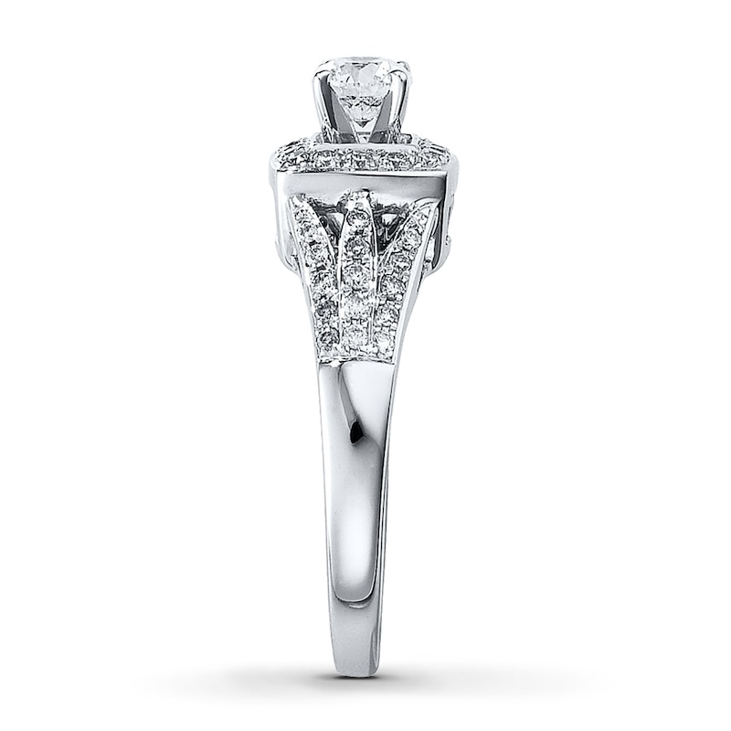 Previously Owned Diamond Engagement Ring 5/8 ct tw Round-cut 14K White Gold - Size 10.5