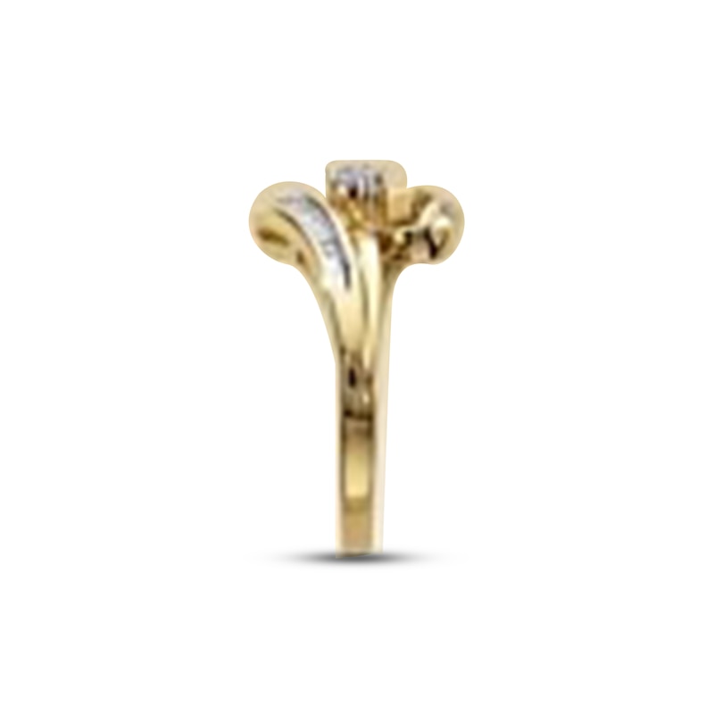 Main Image 2 of Previously Owned Diamond Ring 1/4 ct tw Round & Baguette-cut 10K Yellow Gold - Size 4
