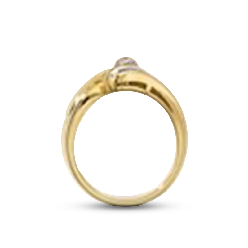 Previously Owned Diamond Ring 1/4 ct tw Round & Baguette-cut 10K Yellow Gold