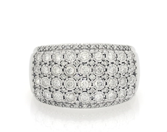 Previously Owned Diamond Ring 1 ct tw Round-cut 10K White Gold