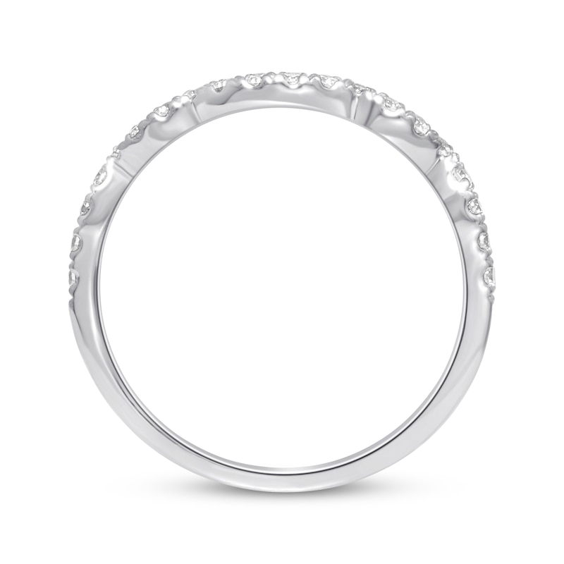 Main Image 3 of Previously Owned Diamond Wedding Band 1/4 ct tw Round-cut 14K White Gold